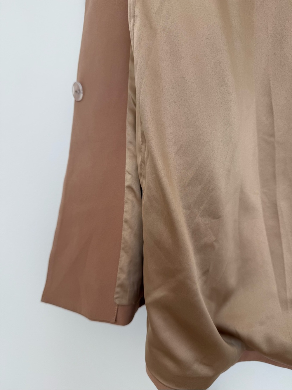 Camila Coelho Dusty Camel Blazer relisted - Picture 5 of 5